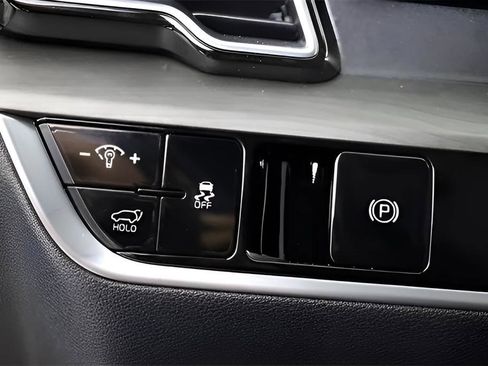 Used 2024 Kia Sportage X-Line w/ X-Line Premium Package image 43