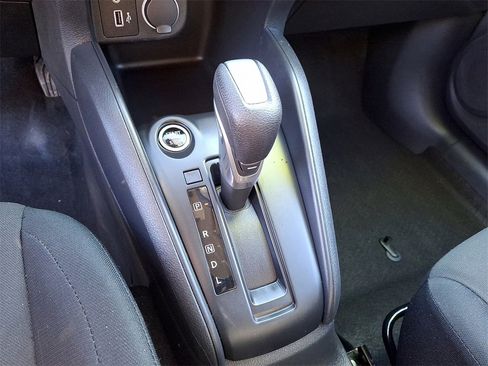 Used 2024 Nissan Kicks S image 15