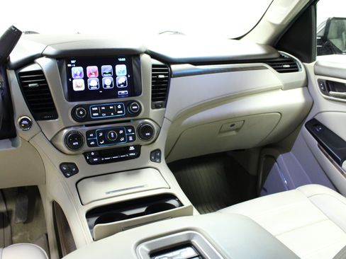 Used 2018 GMC Yukon Denali w/ Denali Ultimate Package AWD/4WD image 21