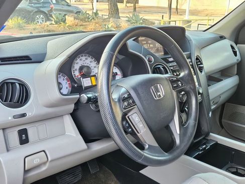 Used 2014 Honda Pilot EX image 9