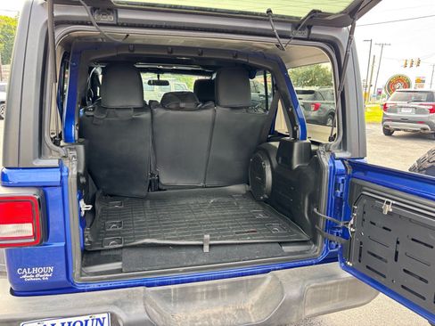 Used 2020 Jeep Wrangler Unlimited Sport S AWD/4WD image 10