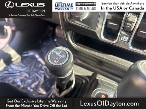 Used 2021 Jeep Wrangler Unlimited Sahara image 27