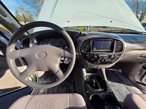 Used 2001 Toyota Sequoia SR5 image 33