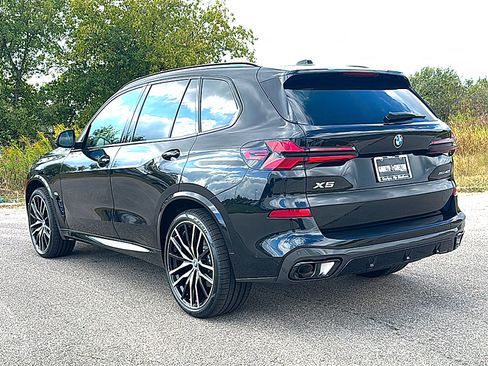New 2026 BMW X5 xDrive40i w/ M Sport Package AWD/4WD image 6