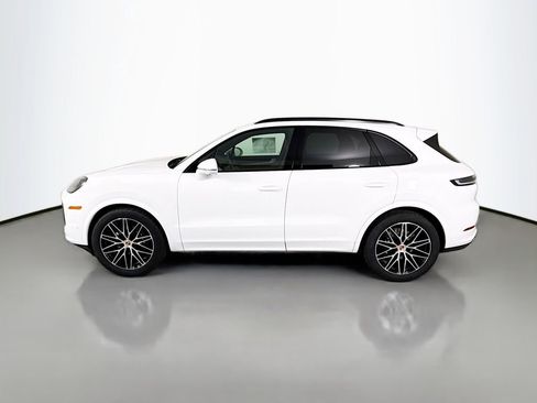New 2026 Porsche Cayenne image 2