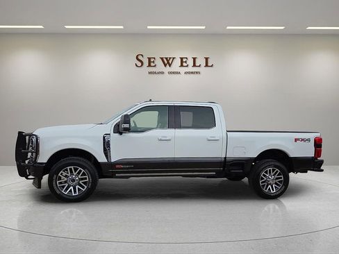 Used 2025 Ford F350 King Ranch AWD/4WD image 2