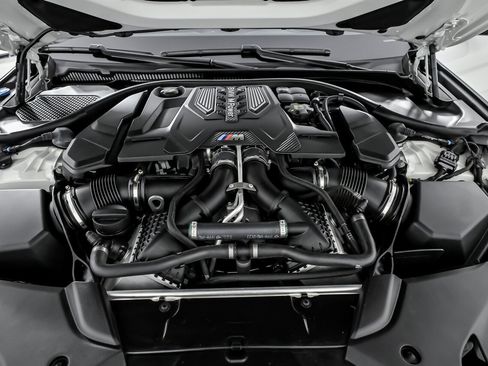 Used 2021 BMW M5 w/ Competition Package image 17