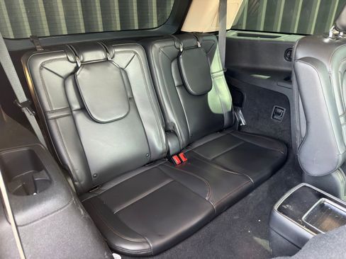 Used 2021 Lincoln Aviator Reserve w/ Equipment Group 210A image 13