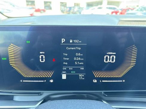 New 2026 Kia Carnival EX image 28