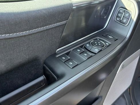 New 2026 Ford F150 Lariat image 13