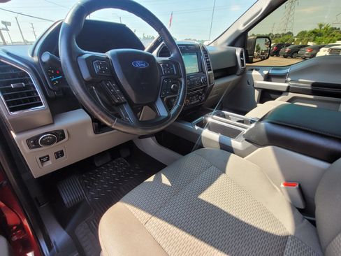 Used 2017 Ford F150 XLT w/ Equipment Group 302A Luxury AWD/4WD image 15