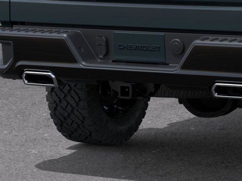 New 2026 Chevrolet Silverado 1500 Custom Trail Boss w/ LPO, Dark Essentials Package AWD/4WD image 14