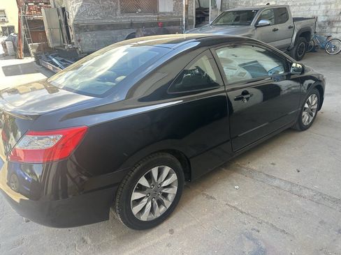 Used 2010 Honda Civic EX image 2