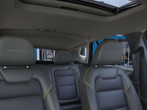 New 2026 Chevrolet Trax ACTIV w/ Sunroof Package image 24