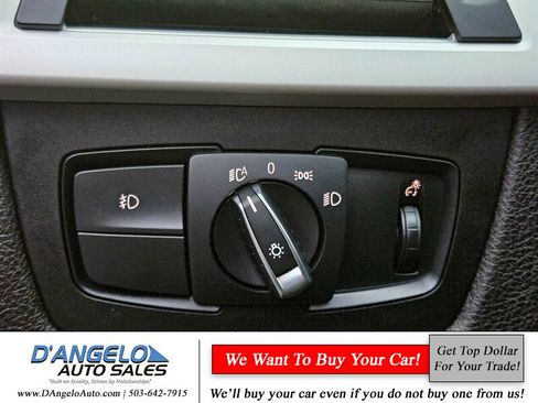 Used 2018 BMW 320i Sedan image 36