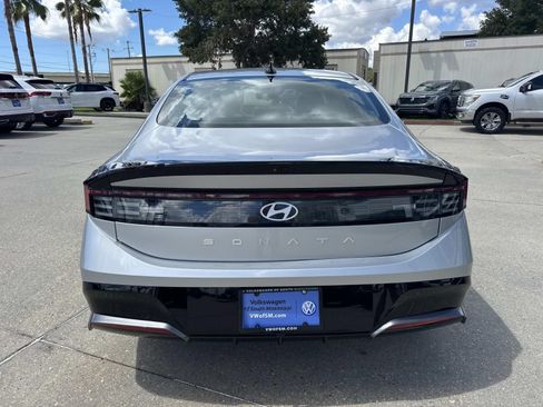 Used 2025 Hyundai Sonata SEL FWD image 6
