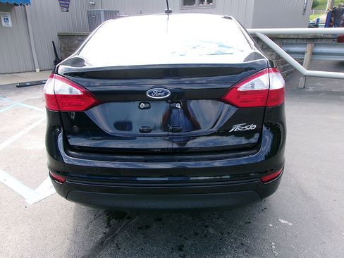 Used 2018 Ford Fiesta S image 4