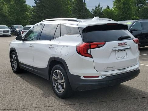Used 2021 GMC Terrain SLT w/ LPO, Floor Liner Package FWD image 4