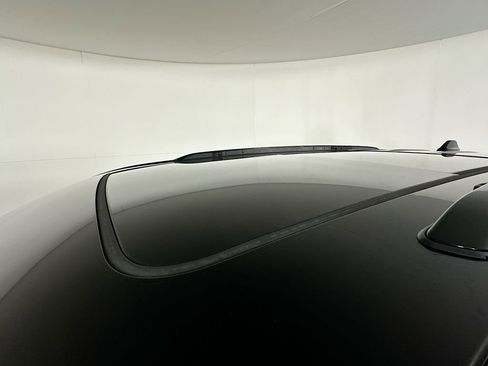 Certified 2025 Jeep Grand Cherokee Summit image 33