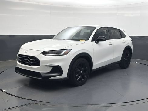 Certified 2024 Honda HR-V Sport image 8