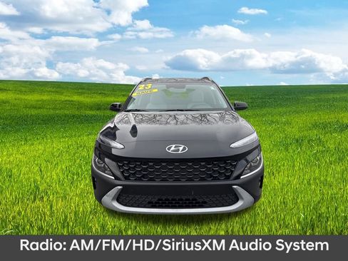 Used 2023 Hyundai Kona SEL image 2