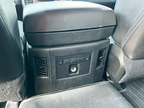 Used 2014 RAM 2500 Laramie AWD/4WD image 4