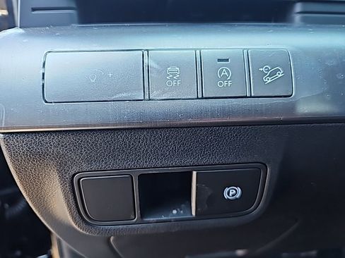 New 2026 Hyundai Kona SE image 14