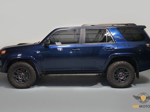Used 2020 Toyota 4Runner TRD Off-Road Premium image 5