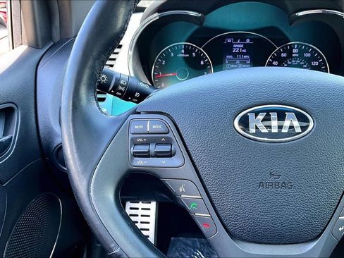 Used 2014 Kia Forte Koup SX w/ SX Premium Package FWD image 21