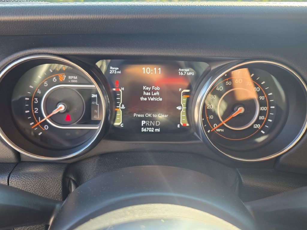 Used 2020 Jeep Gladiator Overland w/ Popular Equipment Package AWD/4WD image 26