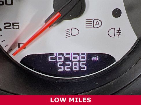 Used 2018 Porsche 718 Boxster S image 14