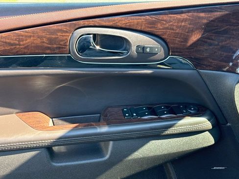 Used 2014 Buick Enclave Leather FWD image 21