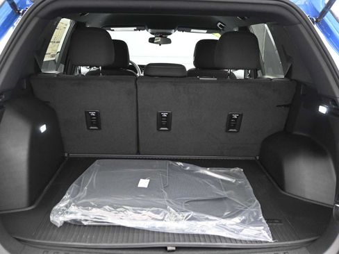 Used 2026 GMC Terrain Elevation w/ Black Edition AWD/4WD image 6