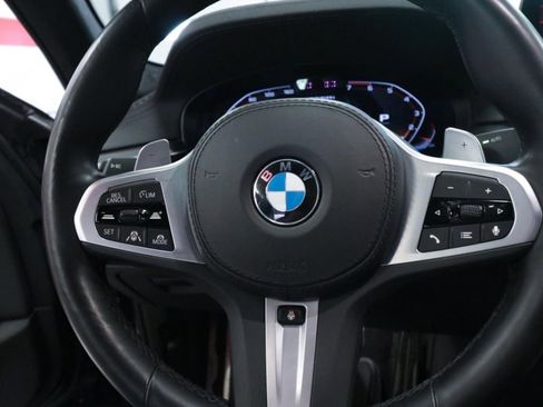 Used 2022 BMW M550i xDrive w/ Executive Package AWD/4WD image 19