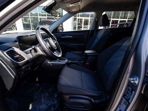 Used 2025 Kia Seltos LX image 26