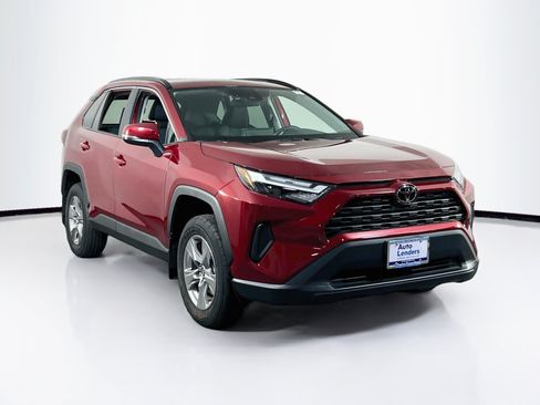 Used 2025 Toyota RAV4 XLE w/ Convenience Package AWD/4WD image 3