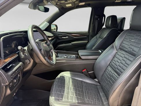 Used 2022 Cadillac Escalade Sport Platinum AWD/4WD image 26