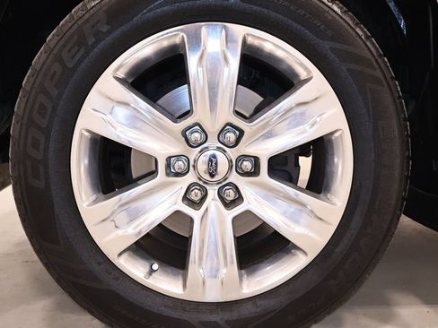 Used 2015 Ford F150 Platinum w/ Technology Package AWD/4WD image 39