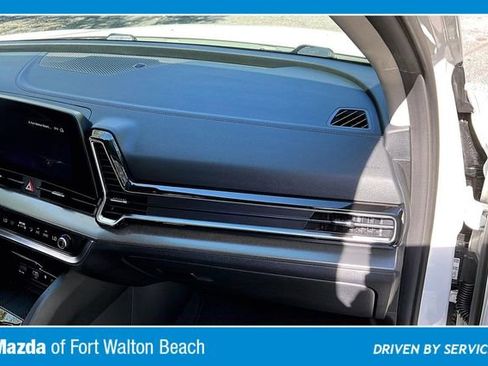 Used 2025 Kia Sportage SX Prestige image 23