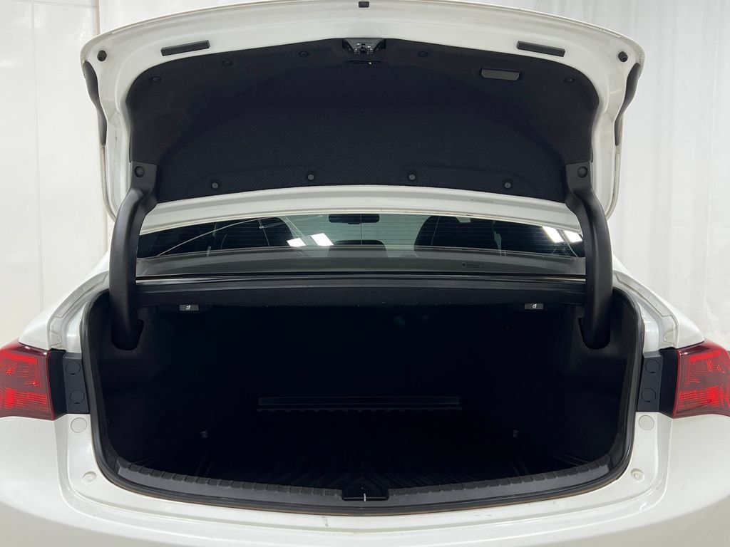 Used 2016 Acura TLX FWD image 27