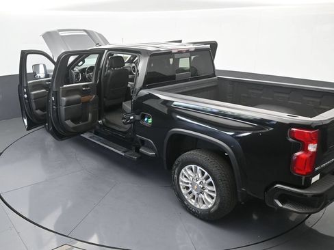Used 2022 Chevrolet Silverado 2500 High Country w/ Z71 Off-Road Package AWD/4WD image 82