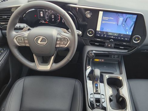 Certified 2026 Lexus NX 350 AWD w/ Accessory Package (Z1) image 28