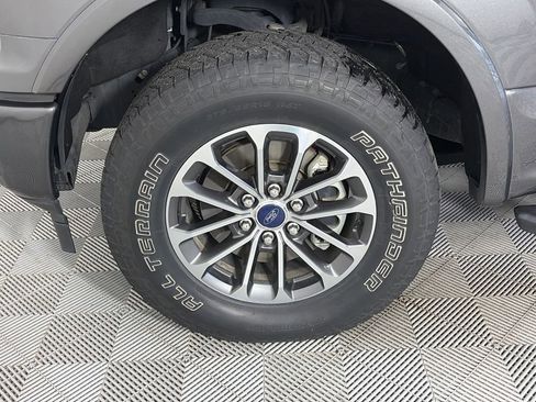 Used 2020 Ford F150 XLT w/ Equipment Group 302A Luxury AWD/4WD image 8