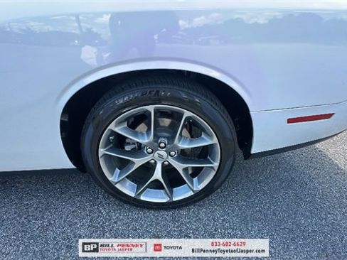 Used 2022 Dodge Challenger GT image 18