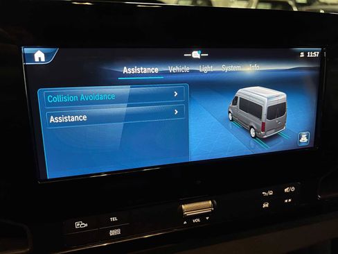 Used 2025 Mercedes-Benz Sprinter 2500 image 31