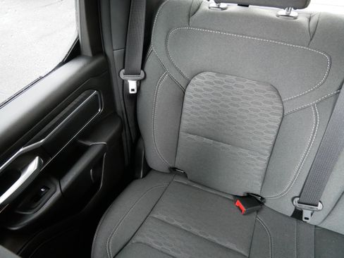 Used 2025 RAM 1500 Big Horn AWD/4WD image 12