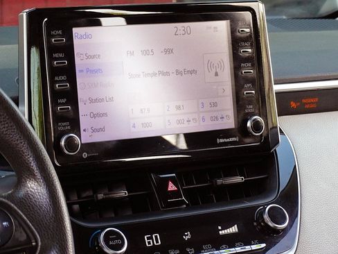 Used 2021 Toyota Corolla LE w/ Carpet Mat Package (TMS) FWD image 24