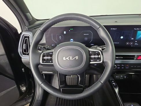 Certified 2025 Kia Sorento SX Prestige image 29