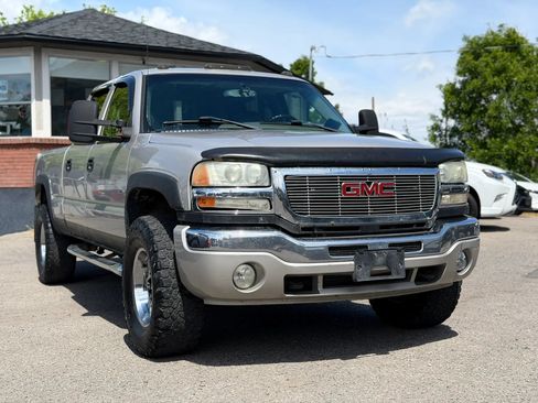 Used 2006 GMC Sierra 2500 SLT w/ Heavy-Duty Power Package AWD/4WD image 1