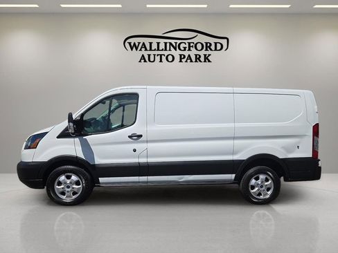 Used 2019 Ford Transit 250 130 Low Roof RWD image 7